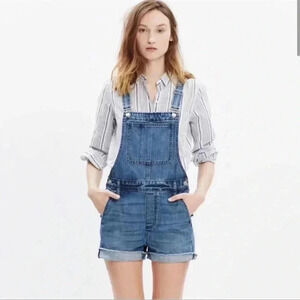 Madewell Adirondack Short Overalls in Delmar Wash Blue Size s